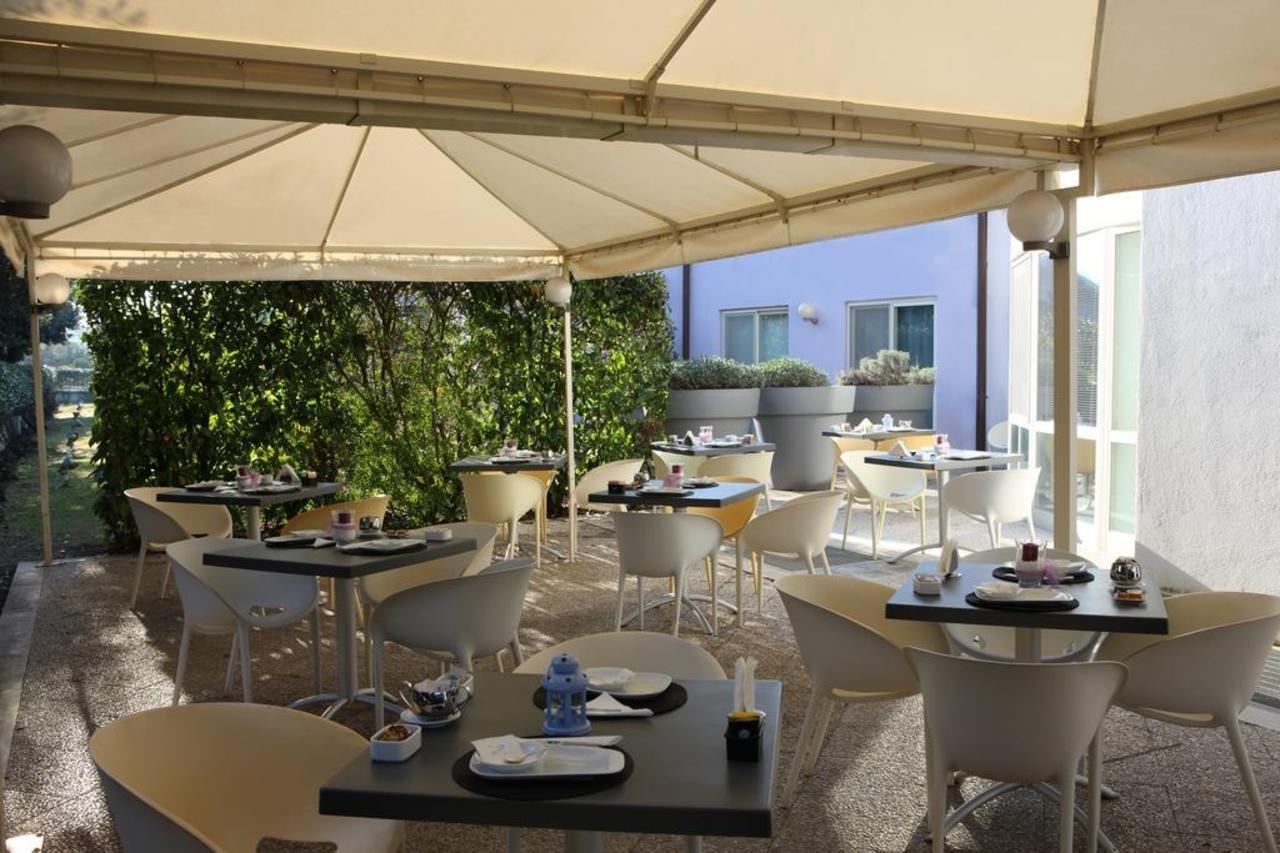 סבאודיה Hotel Zeffiro מראה חיצוני תמונה