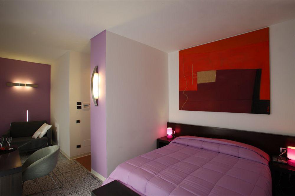 סבאודיה Hotel Zeffiro מראה חיצוני תמונה