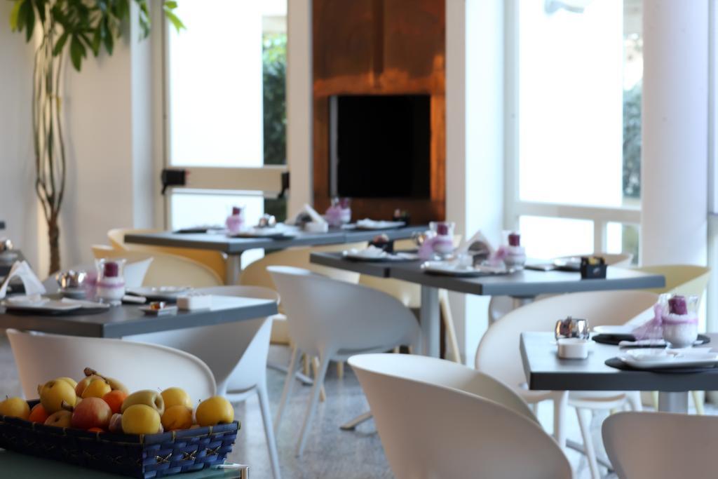 סבאודיה Hotel Zeffiro מראה חיצוני תמונה