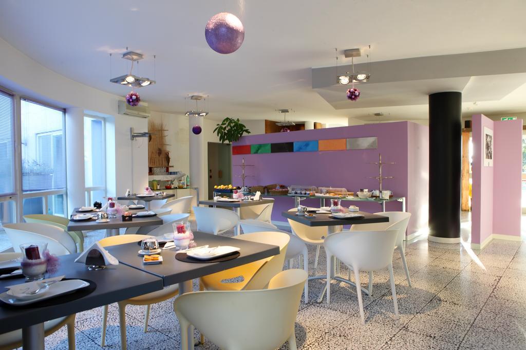 סבאודיה Hotel Zeffiro מראה חיצוני תמונה